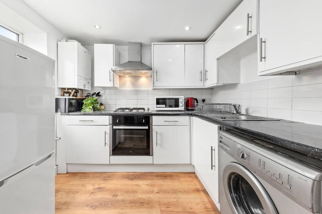 런던 1Br Modern Flat On Edgware Rd Ed3 아파트 외부 사진